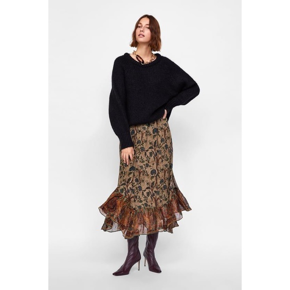 Zara Dresses & Skirts - Zara ‘The Hayley’ Printed Midi Skirt with Ruffle Size S (NWT)